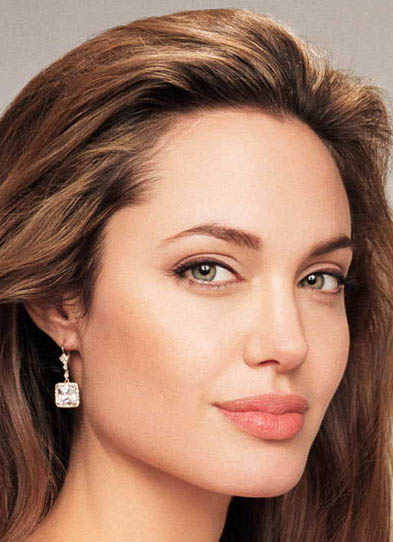 For the cool sum of 10 million Angelina Jolie has signed a deal with Louis